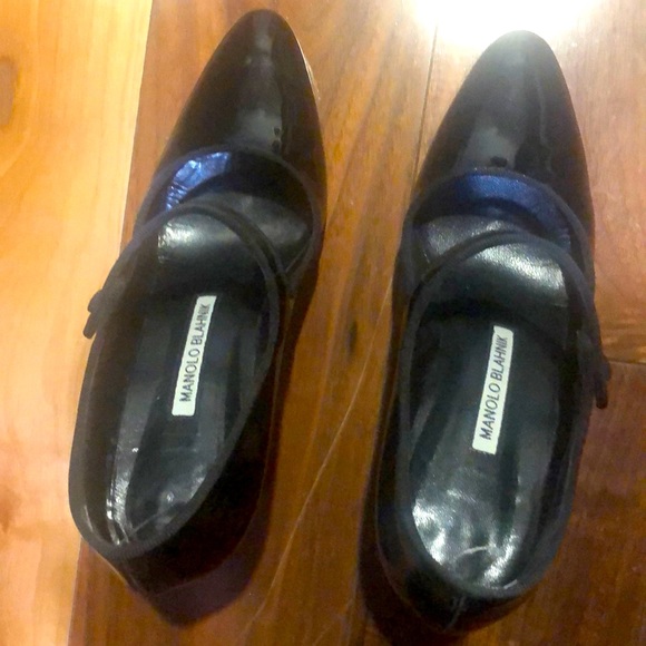 Manolo Blahnik Shoes - Manolo Blahnik black high heels